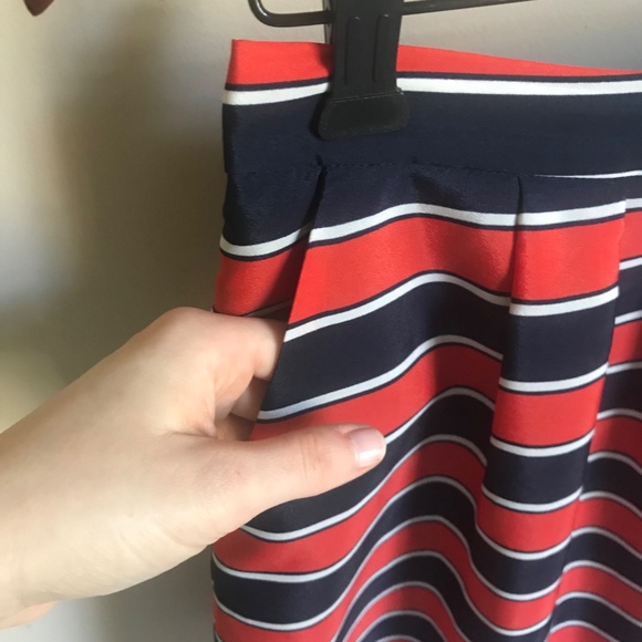 🧡💙 Preppy Striped Skirt - Picture 3 of 7